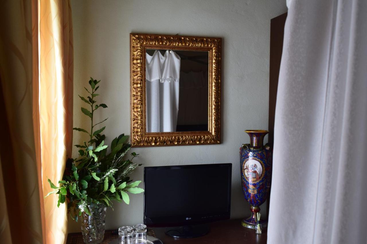 La Locanda Del Vino Nobile B&B Montepulciano Stazione Buitenkant foto