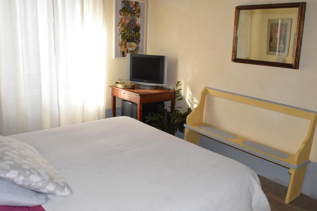 La Locanda Del Vino Nobile B&B Montepulciano Stazione Buitenkant foto