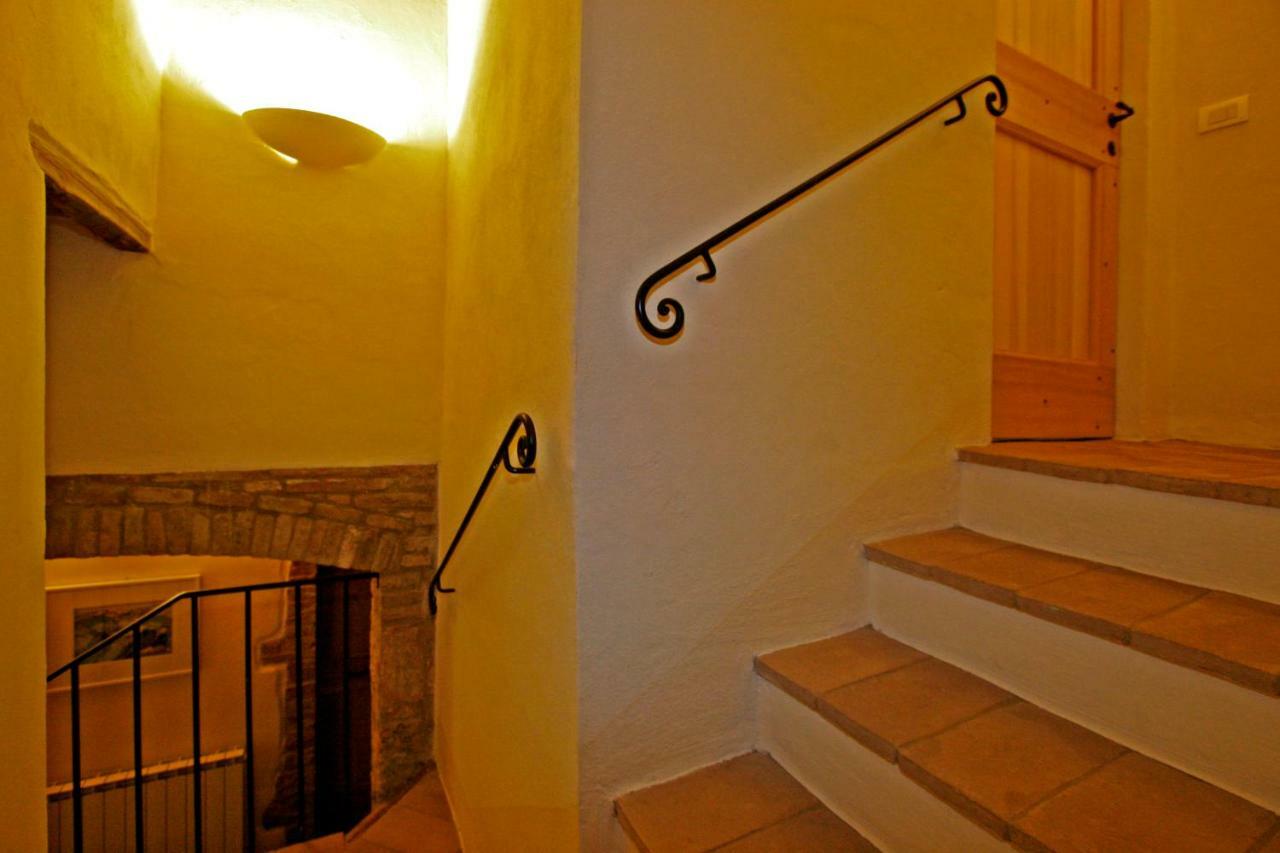 La Locanda Del Vino Nobile B&B Montepulciano Stazione Buitenkant foto